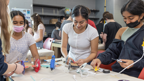 Students in Physics class